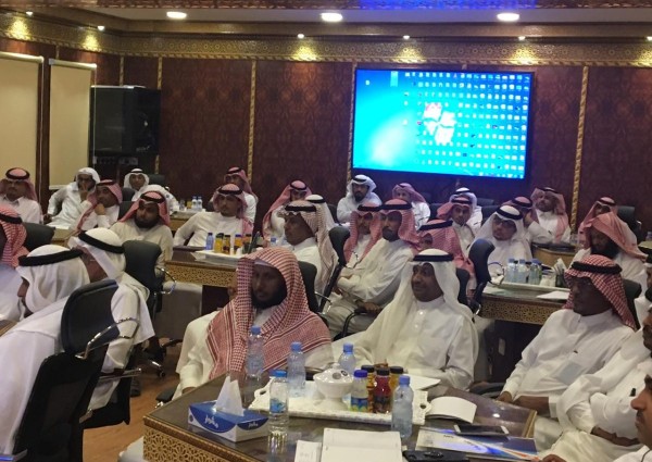 الاشراف التربوي يقود ورشة تحسين التحصيل بتعليم صبي