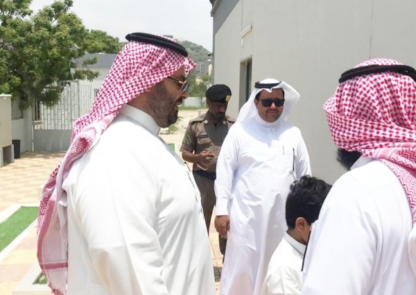 محافظ الداير يتفقد مركز الرعاية ببني مالك ويوجه بالإسراع في تجهيزه للخدمة 24 ساعة