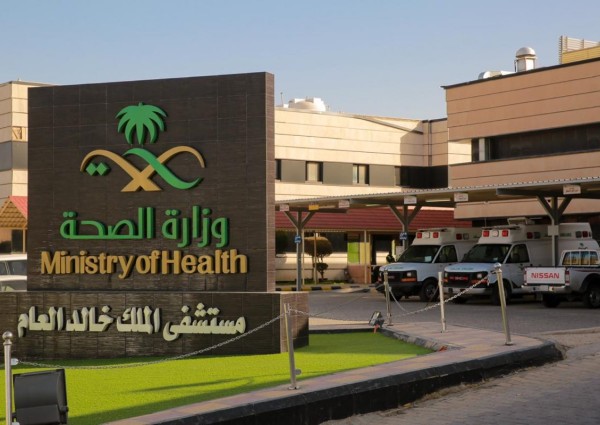 انقاذ مريض من مشاكل متعددة في البطن بتدخل جراحي ناجح بحفرالباطن