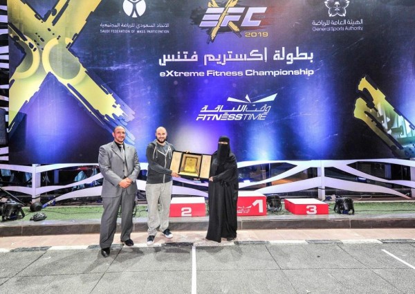 بالصور خالد بن الوليد وحصة الصقري يتوجان أبطال اكستريم