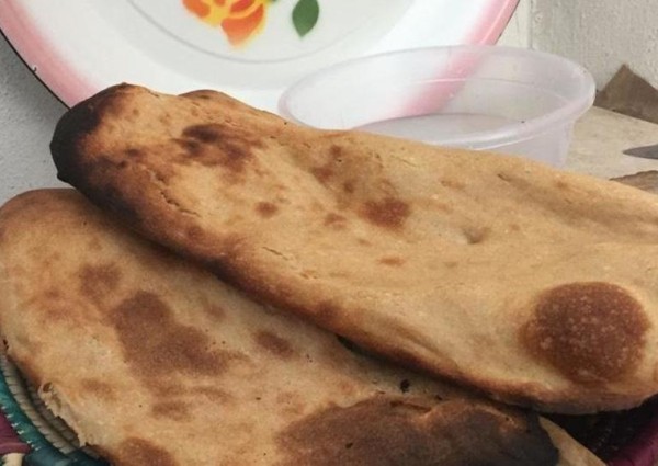 “الميفا”.. خبز شعبي يزين موائد الإفطار الرمضانية بجنوب المملكة.. تعرف على قصته (صور)