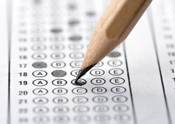 “هيئة تقويم التعليم” تنفي وجود توجه لإيقاف اختبار القدرات.. وتدعو الطلاب للاستعداد له