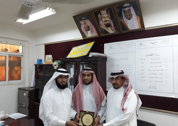 تعليم ضمد يكرم الإعلامي حسن السالم