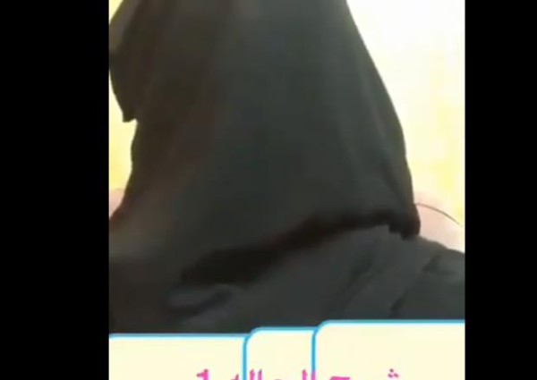 بعد ظهورها في مقطع تشكو قيام شركة بفصلها.. جامعة حفر الباطن تعيد مواطنة للعمل