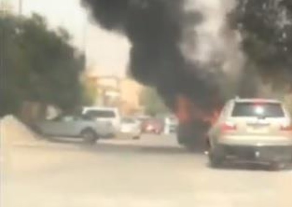 بالفيديو..رجل أعمال يهدي سيارة جديدة لمنقذ بيت جيرانه من الحريق في جدة