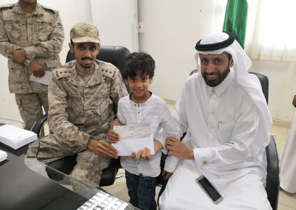 صرف 5000 ريال هدية ولي العهد وبدل أضحية لأسر الشهداء والمصابين