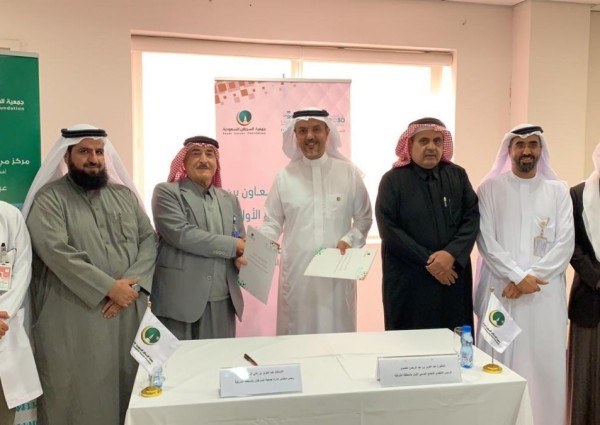 تحويل 440 إمرأة ورجل شهريا للفحص المبكر عن السرطان بالدمام والخبر