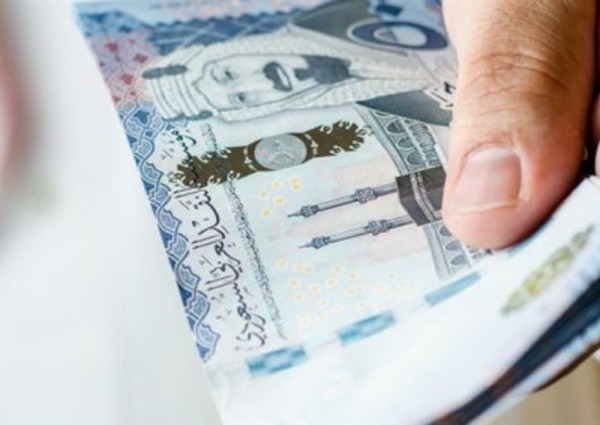 “العمل”: إيداع 1.9 مليار ريال في حسابات مستفيدي الضمان الاجتماعي لشهر صفر