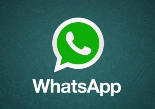 للتصدّي للأخبار المزيّفة.. “واتساب” تختبر ميزة جديدة