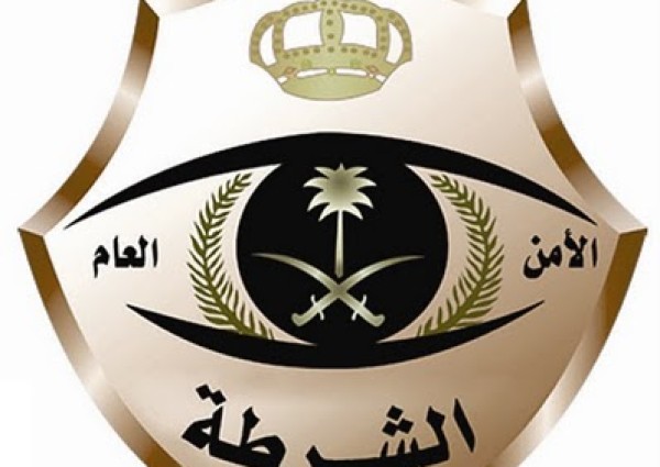 الإطاحة بوافد امتهن تزوير بطاقات الهوية والتأمين ورخص القيادة بالقصيم (صور)