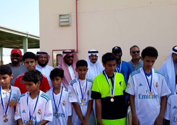 مدير مكتب تعليم ضمد” المعافا ” يرعى نهائي  دوري المدارس المتوسطة بمدرسة الطاهرية