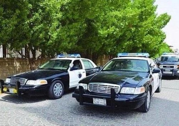 إصابة رجل أمن في تبادل لإطلاق النار مع مواطن يستقل سيارة مسروقة وبحوزته حبوب كبتاجون