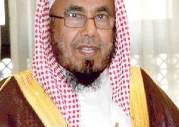 الشيخ المطلق: التبرع بالدم أفضل من الحجامة لهذه الأسباب