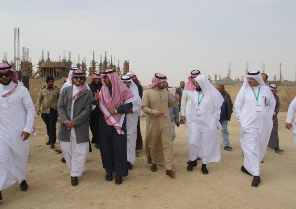 مدير جامعة شقراء يزور كليات الجامعة في محافظة عفيف ويتفقد مشاريع مباني المدينة الجامعية في المحافظة
