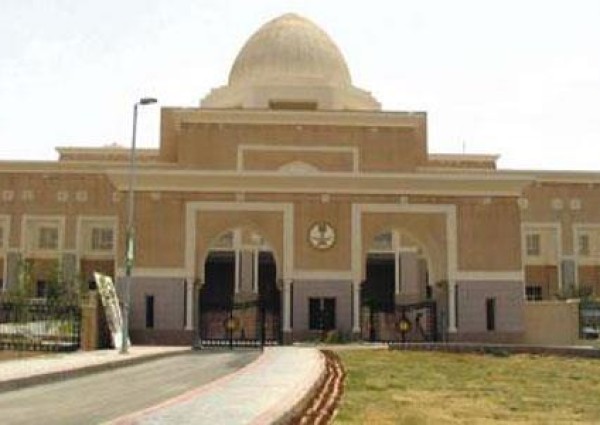 إمارة المدينة تنفي توقيع تصاميم شبكة المترو.. وتُؤكد أن البرنامج قيد الدراسة