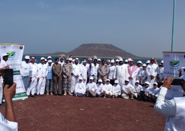 تدشين فعاليات المحافظة على البيئة بمركز القحمة تحت شعار نحمي بيئتنا لرفاة مجتمعنا