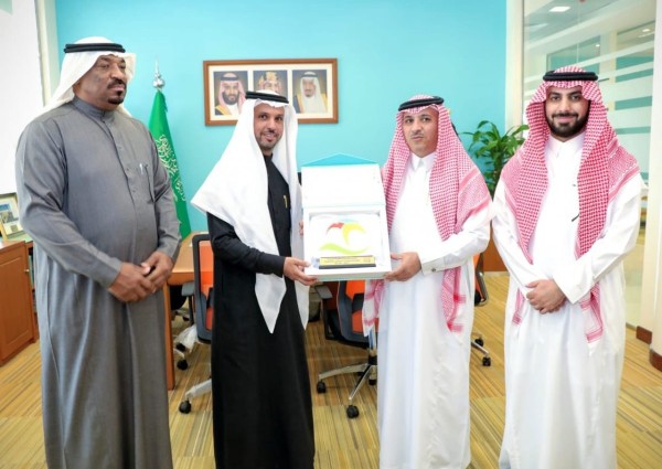 سياحة القصيم تلتقي لجنة التنمية السياحية في عنيزة