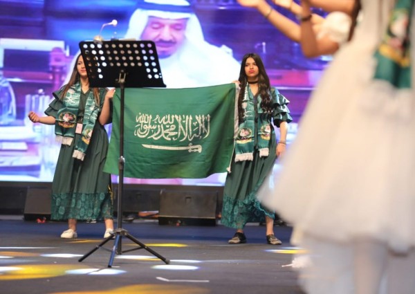وزارة الإعلم تكرم سعوديات متميزات في ملتقى المرأة السعودية الثالث