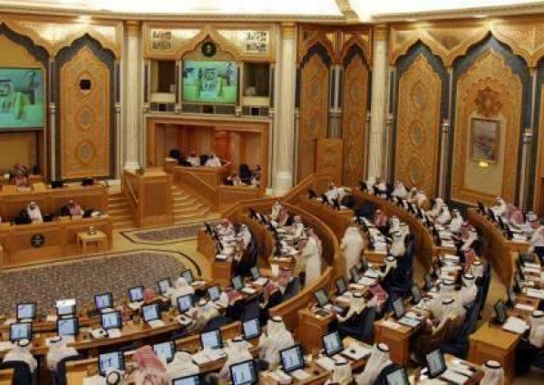 “الشورى” ينتقد وجود 9800 وظيفة تعليمية شاغرة ويلاحظ زيادة المعلمات على المعلمين