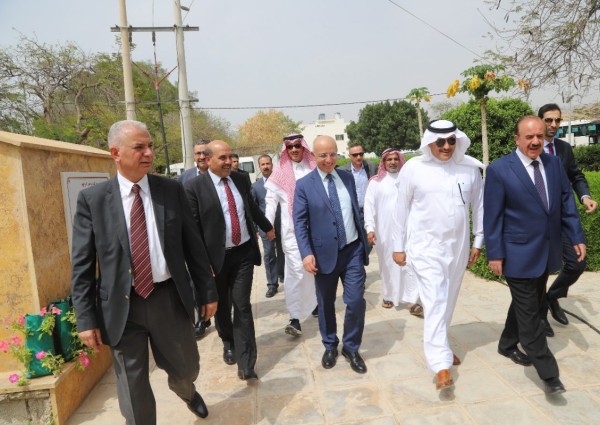 سفير المملكة لدى الأردن يزور محطة البحوث الزراعية للجامعة الأردنية في الأغوار