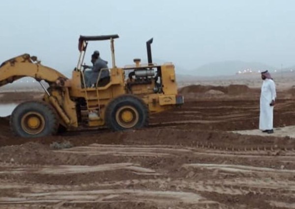 بلدية أبانات « ضليع رشيد»تشارك الدفاع المدني في إزالة أضرار الأمطار