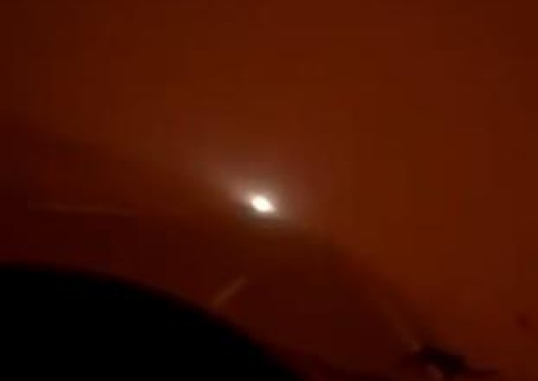 فيديو.. عاصفة ترابية تضرب محافظة الرس وتحول نهارها ليلاً