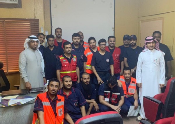 مستشفى الملك فهد يعقدورشة لمكافحة العدوى لعدد (١٦) من منسوبي فرع هيئة الهلال الأحمر بالمنطقة