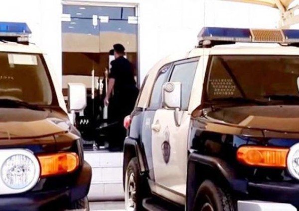 شرطة الرياض تقبض على تشكيل عصابي ارتكب 34 جريمة سلب وسطو