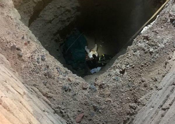 “مدني المدينة المنورة” يُنقذ شاباً سقط في بئر مهجورة عمقها 20 متراً بخيبر