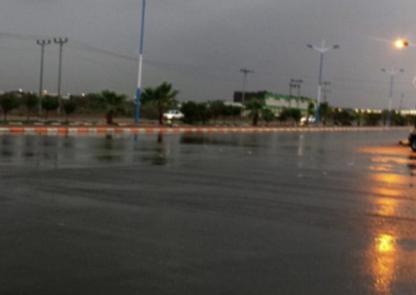 بسبب شدة هطول الأمطار.. مساجد جازان تجمع المغرب والعشاء