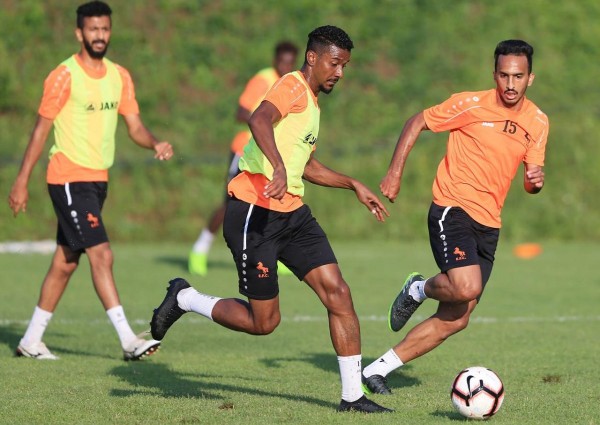 لا راحة في معسكر الاتفاق.. وهزاع ينضم للمجموعة