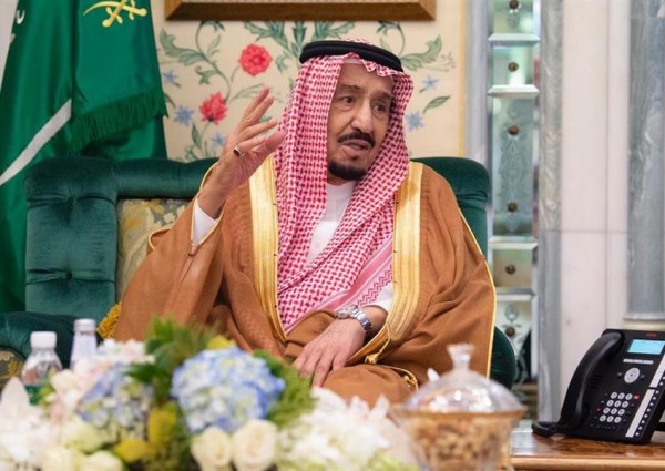 خادم الحرمين يصل مكة المكرمة لقضاء العشر الأواخر من رمضان بجوار بيت الله الحرام (صور)