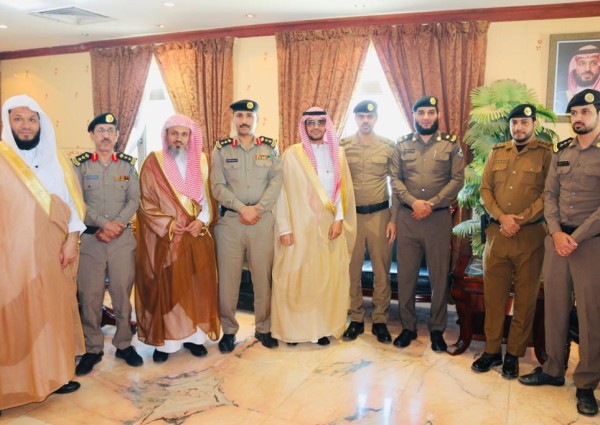 مدير عام فرع هيئة الأمر بالمعروف بالمنطقة الشرقية يزور القوة الخاصة لأمن الطرق