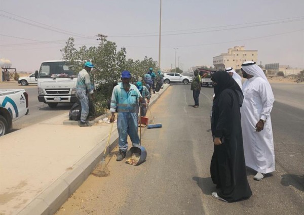 بالصور.. شذى المهنا أول رئيسة بلدية في جدة تباشر عملها ميدانياً