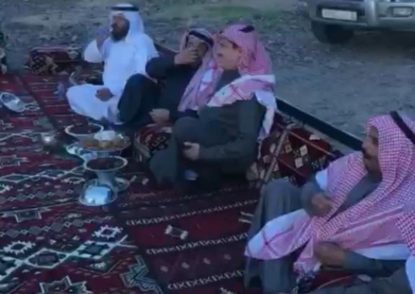 ابراهيم الهذيلي يحتفي بضيوفه من آل المهيدب وشاعر المليون محمد الفارس