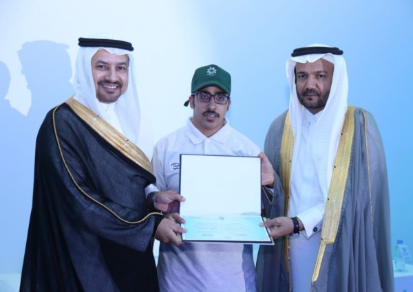 تقنية جدة تدفع بـ 623 متدربا الى سوق العمل