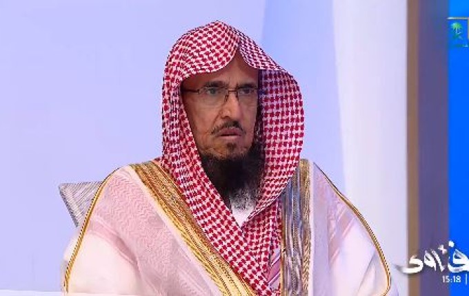 للنساء.. كل ما تريدين معرفته عن حكم “إبر التجميل”: متى تكون حراما؟ (فيديو)