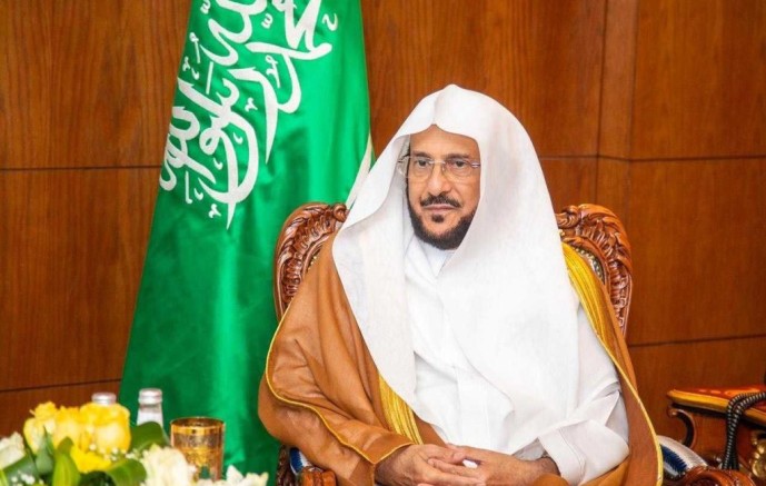 لتعزيز الإنتاجية.. “الشؤون الإسلامية” تعتمد العمل عن بُعد لـ 50٪ من موظفي ديوان الرياض