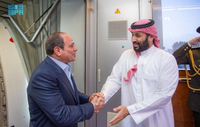 خلال اتصال مع ولي العهد.. السيسي يندد بالاعتداءات الإيرانية ويؤكد: أمن الخليج جزء لا يتجزأ من الأمن القومي المصري