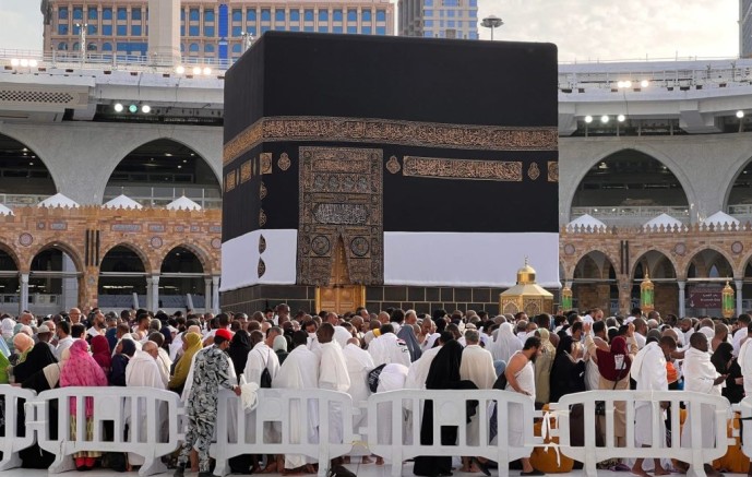 الأول من ذي القعدة.. الموعد النهائي لمغادرة المعتمرين ومنع دخول غير حاملي تأشيرات الحج لمكة