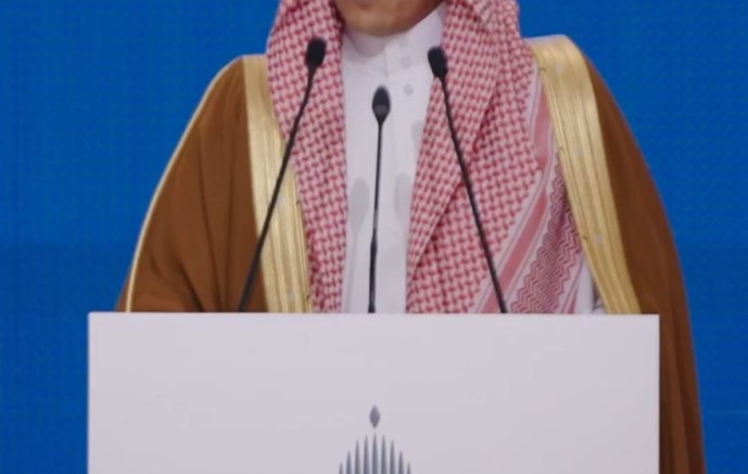 بالفيديو .. وزير الإعلام يوضح أسباب استدعاء 49 من ناشري المحتوى