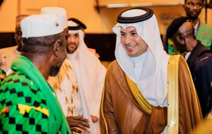 في أجواء إيمانية.. سفير خادم الحرمين الشريفين يودع حجاج غينيا كوناكري المتوجهين للمملكة