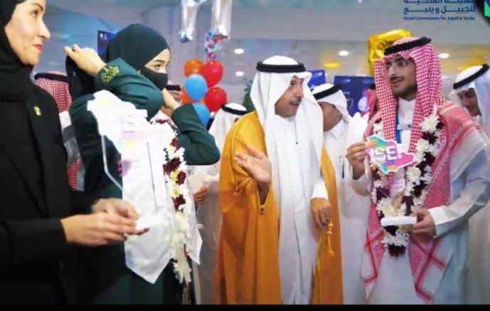 استقبال حافل لأبطال آيسف 2026 بمطار الملك فهد الدولي.. وصحيفة الشمال تبارك الإنجاز الوطني العالمي