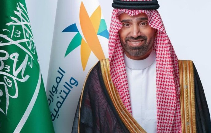 وزير “الموارد البشرية” يرفع الشكر للقيادة بمناسبة إشادة مجلس الوزراء بمنجزات القطاع غير الربحي لعام 2025م