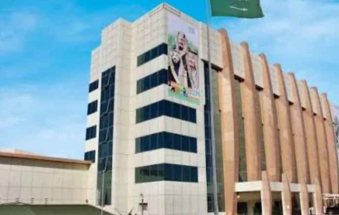 «تعليم حائل» توحّد موعد الاصطفاف الصباحي للبنين والبنات خلال العام الدراسي 1448هـ