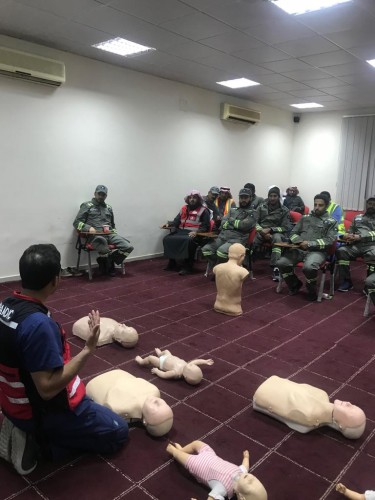 مدني القصيم ينفذ برنامجاً تدريبياً على الاسعافات الأولية