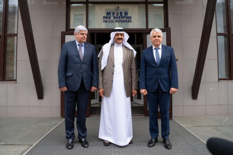 الأمير سلطان بن سلمان يختتم زيارة عمل ناجحة إلى روسيا الاتحادية