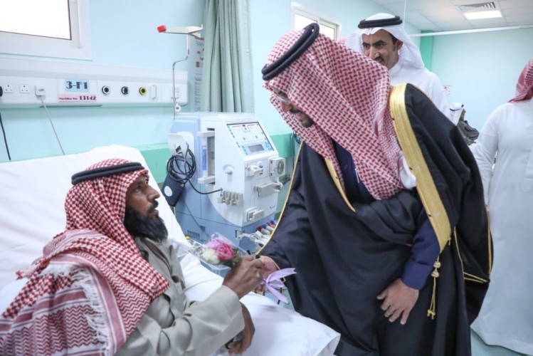 نائب أمير حائل يدشن عددًا من الخدمات الصحية بمحافظة موقق