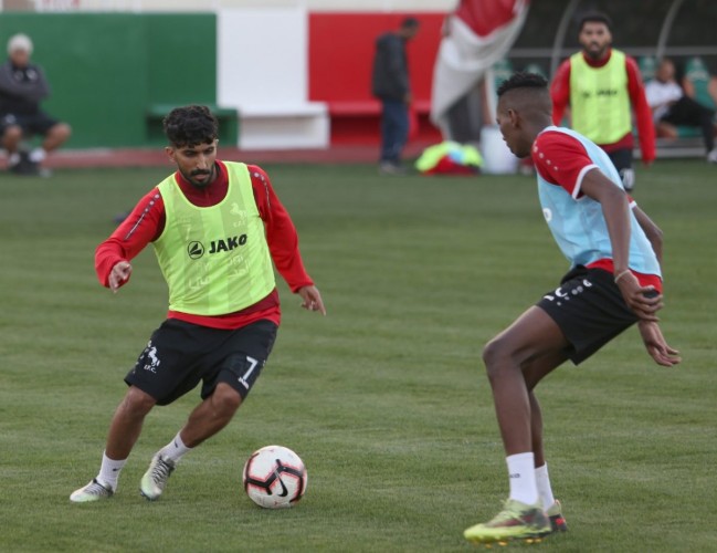 تدريبات الاتفاق على فترتين استعداداً لمواجهة النصر