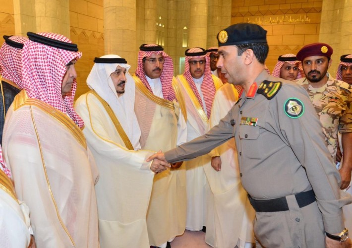 سمو أمير الرياض يستقبل المهنئين بعيد الفطر المبارك